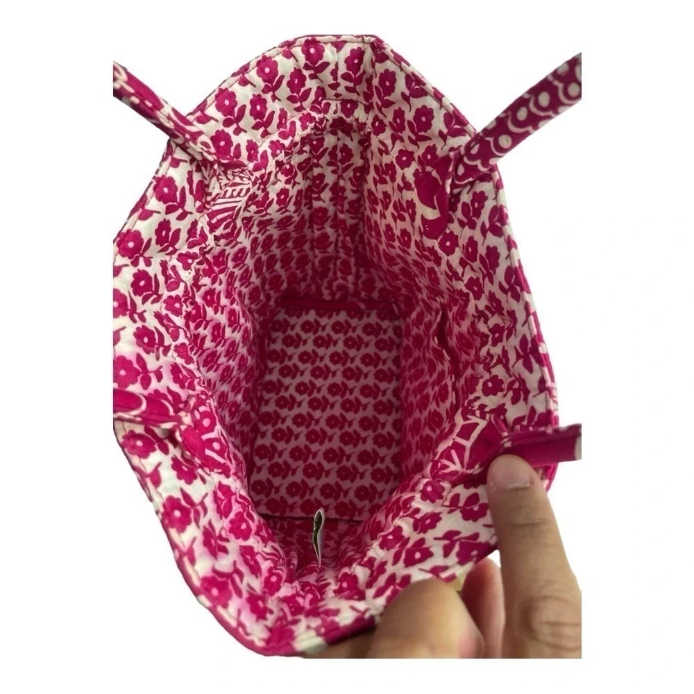 VERA BRADLEY Emma Small Purse - Twirly Birds Pink - Great Bird Placement